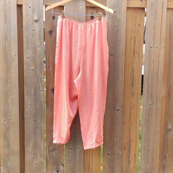 VINTAGE Claire Haddad Sleep Set Women's Size Large Canadian Fashion Icon - Picture 13 of 16
